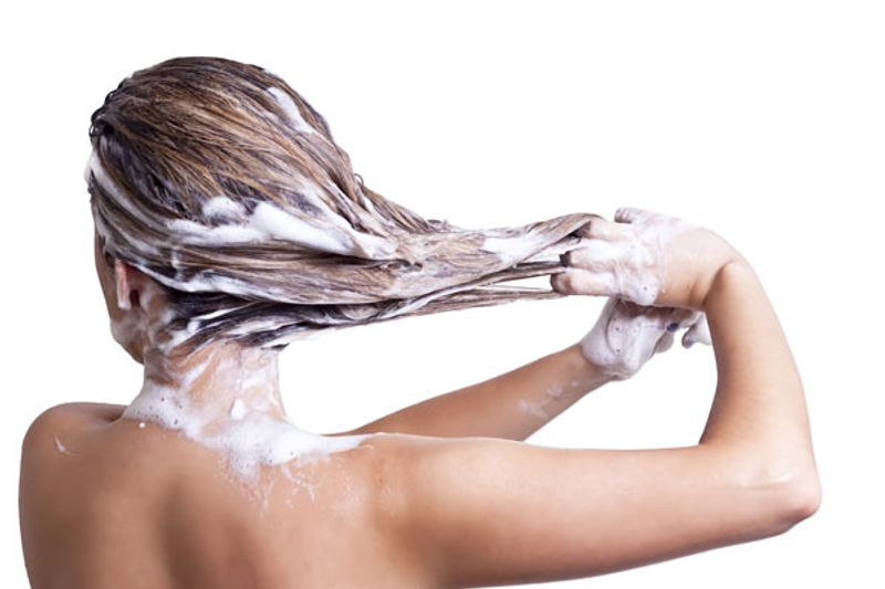 come lavare i capelli ricci