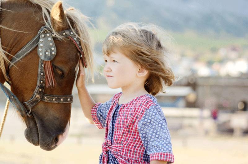 equitazione bambini: controindicazioni e benefici