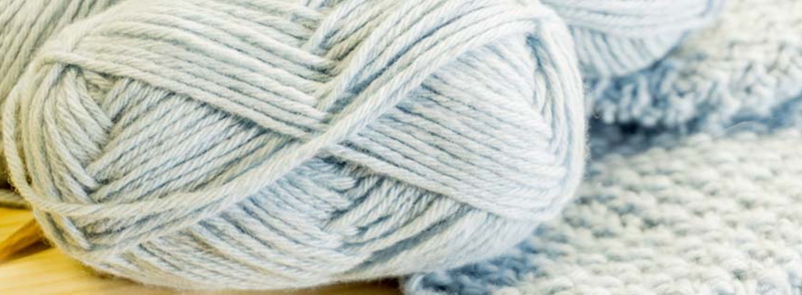 Arm Knitting: lavorare la lana con le mani